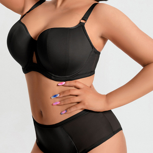 Ensemble de lingerie sexy grande taille à bonnets couvrants pour femme, vente directe usine, ensemble de lingerie couleur unie froncé à décolleté plongeant - Product Image 3