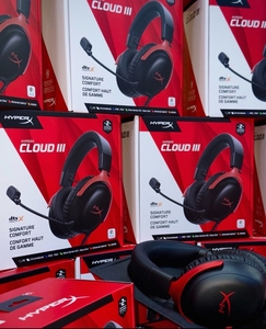 ชุดหูฟังสำหรับเล่นเกมแบบมีสาย HyperX Cloud III สำหรับพีซี/PS5/Xbox Series X | หูฟังแบบครอบหู ANC ไดรเวอร์แบบ Angled ขนาด 53 มม. ระบบเสียง DTS Spatial Audio พร้อมแผ่นรองหูฟังแบบ Memory Foam สำหรับดีเจ - Product Image 4
