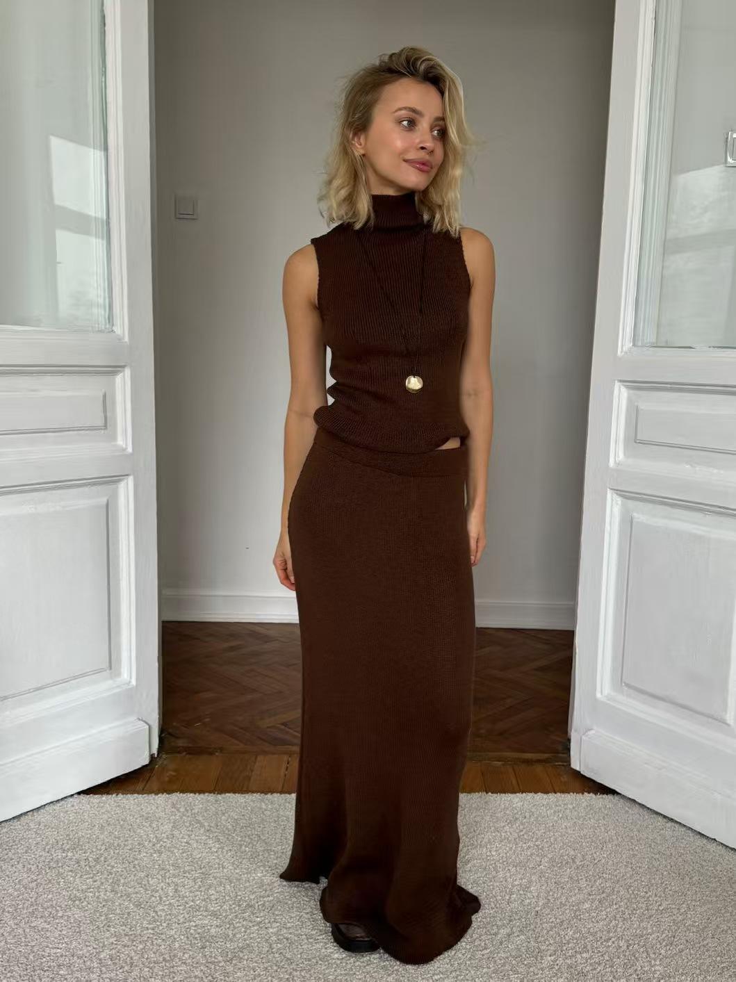 สีน้ำตาล