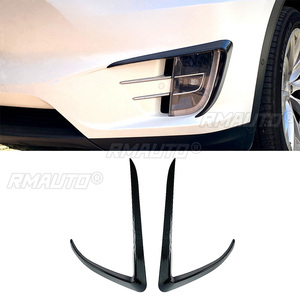 ชุดแต่งกันชนหน้ารถยนต์สีดำเงา/ลายคาร์บอน พร้อมสปอยเลอร์ข้าง ช่องระบายอากาศ ใบมีดกันลม สำหรับรถยนต์เทสล่า รุ่น X ปี 2015-2020 - Product Image 1