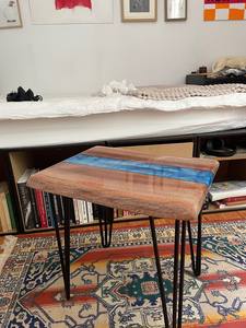 Mesas Artesanales de Resina y Madera Hechas con Madera Natural con Incrustaciones de Resina, Diseño Artístico Único, Construcción Duradera - Product Image 2