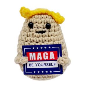 Vente en gros de jouets en crochet amigurumi amusants en forme de légumes, jouets en peluche personnalisables avec logo et couleur, pour tous les âges, décoration de bureau de Noël - Product Image 1