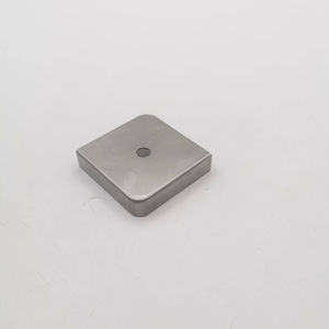 Youyue Iron Corner Guards YDQ0233 For Wooden Crate Protection <b>Punching</b> <b>Machine</b> Made - Product Image 1