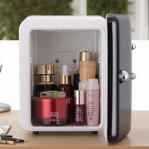 <span class=keywords><strong>Mini</strong></span>-réfrigérateur compact et élégant 4L, double usage, solution de refroidissement pratique - Product Image 2