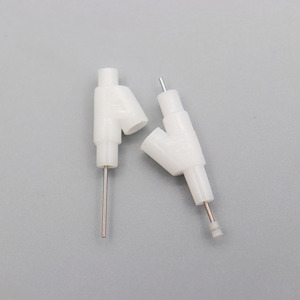 Vanne à aiguille de type T 1/4 po, commande manuelle bidirectionnelle pour liquides, usage général - Product Image 1