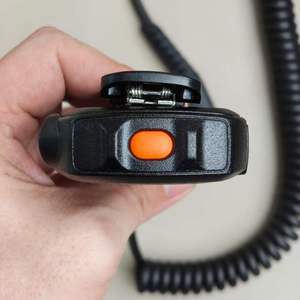 Microphone-haut-parleur portable PMMN4131A RM730 pour <span class=keywords><strong>talkie</strong></span>-<span class=keywords><strong>walkie</strong></span> MOTOROLA R7 FKP R7 NKP R7A ION APX N30 APX N50 APX N70 - Product Image 2