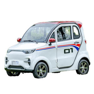 Mini fourgonnette électrique <span class=keywords><strong>F1</strong></span> Nouvelle énergie Batterie au lithium Voiture à quatre roues entièrement fermée pour le transport à domicile des adultes avec 4 sièges - Product Image 4