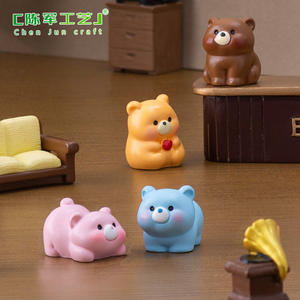 Chenjun petit ours maison de poupée bricolage accessoires décoratifs bureau Micro-paysage voiture amour résine petit affichage - Product Image 5