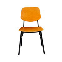 Chaise de salle à manger commerciale en gros, style Mid-Century Modern, avec assise et dossier en contreplaqué courbé et structure en métal noir thermolaqué