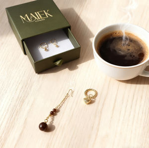 Boîte d'emballage de lingerie de luxe en vente chaude, logo personnalisé, boîte à <span class=keywords><strong>tiroir</strong></span> coulissante en carton rigide vert herbe pour bijoux - Product Image 1