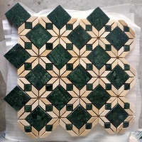 Mosaïque de carreaux de marbre naturel beige et vert mélangés, style rétro classique, pour sol et mur
