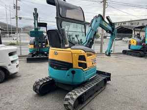 รถขุดตีนตะขาบมือสอง สภาพดี 90% ใช้งานมาแล้ว 2000 ชั่วโมง น้ำหนัก 3 ตัน นำเข้าจากญี่ปุ่น 100% รถขุดแบบไม่มีท้ายหมุนได้ - Product Image 3
