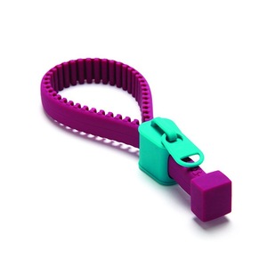 Ouvre-bocal en silicone avec fermeture éclair, multifonctionnel, antidérapant, ouvre-bouteille et ouvre-couvercle, gadget de cuisine - Product Image 5