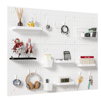 Kit d'accessoires pour panneau perforé, sans perçage, blanc, 10 crochets, 2 bacs, support de rangement mural pour la maison, le bureau ou le bureau à domicile.