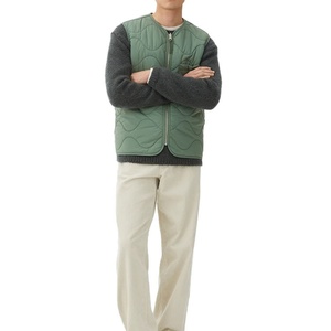 Gilet matelassé de haute qualité, nouveau design, léger, EnLiner, gilet en duvet pour homme, sans manches, gilet en duvet personnalisé, veste pour homme - Product Image 5
