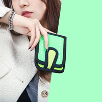 Dompet wanita model 2d logo kustom dompet desain pola kartun dompet wanita perempuan kanvas tahan aus untuk penggunaan sehari-hari