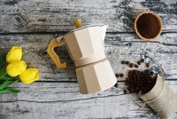Pengrui de Cuisson machine à café 1/2/3/6/9/12 Tasse Jaune Fonte Espresso En Aluminium cafetière