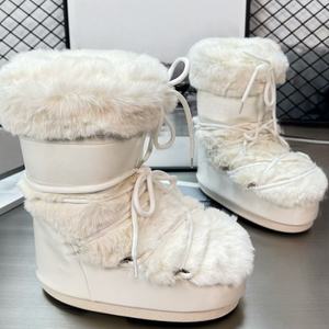 Bottes d'hiver pour femmes, nouvelle collection, design élégant, durable, confortable, essentiel pour l'hiver, bottes de neige pour femmes, chaussures de neige d'hiver - Product Image 3