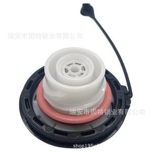 Bouchon de réservoir de carburant Ford 42038-FE060 F53 FC1079 F1080 E-350 E-450 AC3Z9030A Plastique Noir - Product Image 1