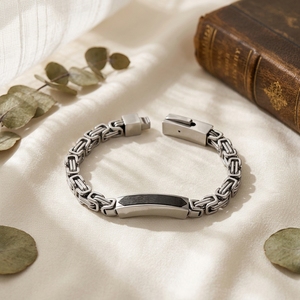 Bracelet en acier inoxydable pour homme, maillons byzantins avec incrustation en fibre de carbone ondulée, hypoallergénique, bijoux pour homme - Product Image 6