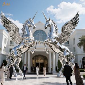 Construction personnalisée entrée <span class=keywords><strong>Europe</strong></span> <span class=keywords><strong>mythe</strong></span> grand 304/316SS miroir polonais géant en acier inoxydable aile licornes saut Statue pour décoration publique - Product Image 2