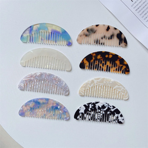 Wholesale New <strong>Fashion</strong> Hair Accessories Anti Static Acetic Acid Hair <strong>Comb</strong> Portable Wide Tooth Acetate <strong>Combs</strong> for Women - Product Image 5