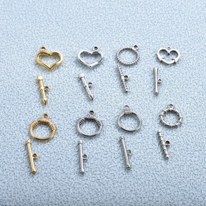 Fermoirs OT en acier inoxydable torsadés/en forme de cœur pour la fabrication de bijoux, plaqués or/couleur acier, pour bracelets, colliers et pendentifs DIY - Product Image 1