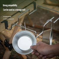 Table de pique-nique extérieure multifonctionnelle moderne en métal avec support pour sac poubelle et support pour poubelle pour le camping