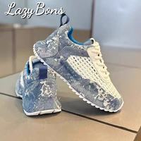 Chaussures de sport d'été légères et respirantes pour hommes 2025, à lacets, en maille, style course et marche, motif à carreaux