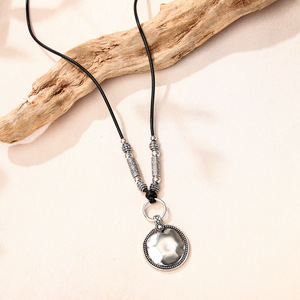 Antique <b>Silver</b> <b>Beaded</b> Disc Pendant Necklace Geometric Design Simple Fashion Jewelry Yiwu Origin QNN1198 - Product Image 2