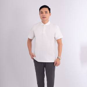 Proveedor de Camisetas Polo OEM en Vietnam, Tela Elástica Innovadora, Sin Arrugas, Secado Rápido y Diseño Ligero, Programas de Uniformes Globales - Product Image 2