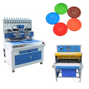 Machine à goutter du silicone liquide entièrement automatique DISIN 18 couleurs pour la fabrication de boîtes d'étiquettes et de marques en PVC souple - Product Image 5