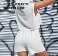 Trajets verdoyants. T-shirt en coton et élasthanne pour femme, design imprimé en 3D personnalisé, haut court en denim avec trou et bandage pour l'été