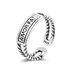 Anello Vintage in Argento Sterling con Incisione Latina 'Amor FATI', Anello a Fascia Aperta Regolabile, Taglia 4.5-6.5, per Donne e Uomini - Product Image 1
