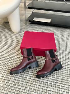 Bottines Chelsea vintage à clous en peau de mouton, à semelle épaisse et style britannique dentelé, pour l'automne et l'hiver, Valentinos - Product Image 2