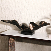 Sculpture Art Déco en Résine Noire Faite à la Main, Effet Marbre, Moderne et Luxueuse, pour Hôtels, Restaurants, Statues Irrégulières, Ornements pour la Maison et le Bureau, Vente en Gros