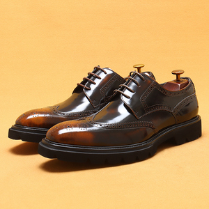 Zapatos de Vestir para Hombre Estilo Británico, Hechos a Mano con Suela de Cuero Grueso, Acabado Brillante, Estilo Clásico y Elegante para Caballero - Product Image 3