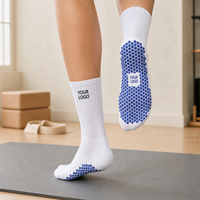 Chaussettes de yoga mi-mollet personnalisées pour femmes avec logo, en coton respirant, antidérapantes, pour le sport, le Pilates et le yoga en intérieur