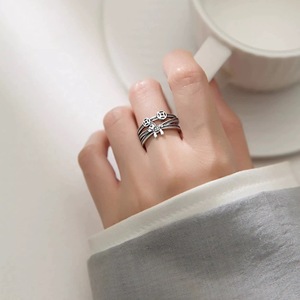 Anillo de Plata de Ley S925 con Diseño de Cruz y Moneda de Cobre, Joyería para el Dedo Índice de Mujer, Uso Diario - Product Image 1