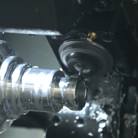 Centre d'usinage vertical CNC Fanuc 3 axes WIN, tour-fraiseuse à broche unique, machine de moyenne capacité, 12 stations d'outils, 0,008 mm