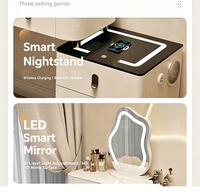 Table de toilette intelligente de luxe moderne avec miroir LED, chargeur sans fil, haut-parleur Bluetooth et armoire de rangement pour chambre d'hôtel