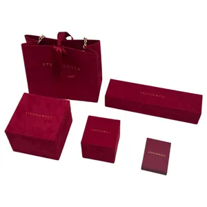 Luxe Rood Fluweel Custom Logo Afdrukken Fluwelen Pu Lederen Ring Geschenkpakket Cadeau Sieraden Doos Verpakking Set Met Lint