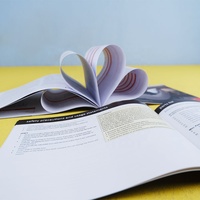 Caja de impresión doblada, Encuadernación perfecta, costura de sillín, folleto de producción de folleto pequeño, Manual de instrucciones, folleto de revista