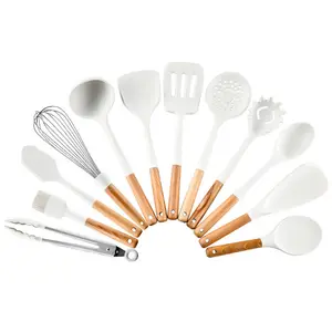 Gadgets de cuisine Offre Spéciale Ensemble d'ustensiles de cuisine 12 pièces en silicone blanc pour le camping