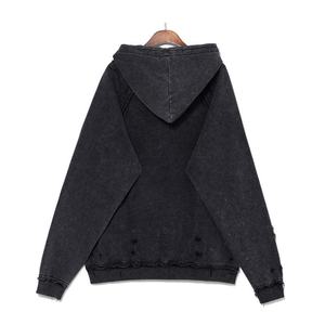 Sweat à capuche zippé pour homme, lourd, personnalisé, lavage intensif et effet délavé, avec trous - Product Image 4