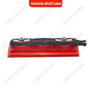 ไฟท้าย LED สำหรับรถยนต์ Wolf Lake สำหรับ VW Caddy ปี 2004-2008 ไฟเบรกแบบติดตั้งสูง อะไหล่ทดแทน - Product Image 3