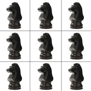 Vente en gros de jouets anti-stress en PU personnalisés avec logo, en forme de pièce d'échecs chevalier - Product Image 1