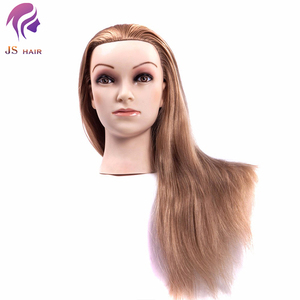 Tête d'entraînement en cheveux naturels de 24 pouces pour coiffeurs, tête de mannequin, poupée Gpld blonde, cheveux humains longs, poupée de cosmétologie - Product Image 1