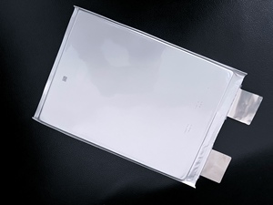 เซลล์แบตเตอรี่ลิเธียม NCM ความหนาแน่นพลังงานสูง3.7V 33000mAh สำหรับ UAVs และโดรนระยะยาว - Product Image 3