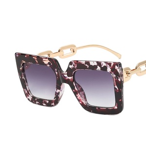 Vintage Uv400 Protection Personnalisé Oversize Carré Personnalisé Shades Pc Creux Lunettes Jambes Conception Lunettes de Soleil - Product Image 3